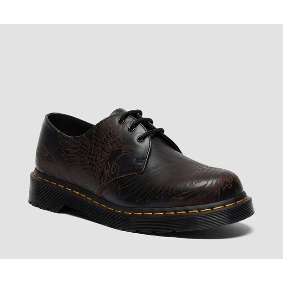 Athletic_Shoes